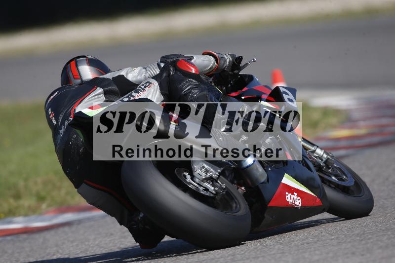 /Archiv-2023/69 08.09.2023 Speer Racing ADR/Gruppe gelb/backside